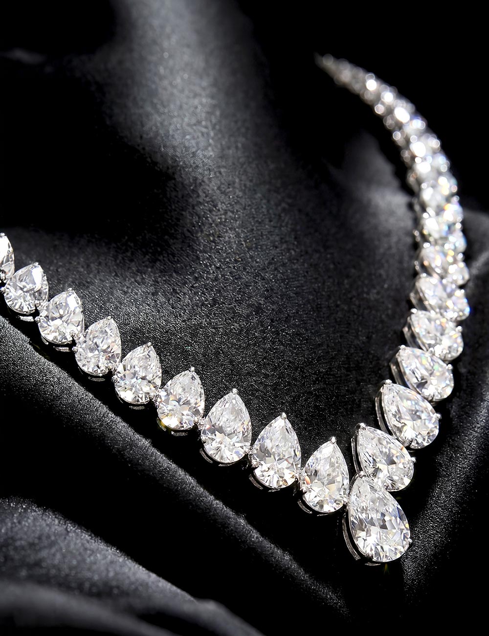 Dewdrop 105.5 carat FG-VVS, Yellow Gold, large, image 3